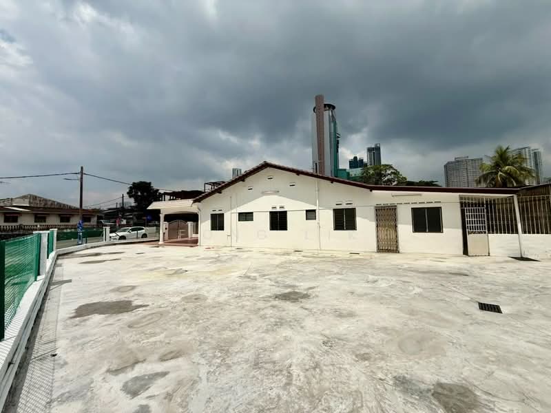 Commercial Semi-D for Rent in Taman Abad (Johor Bahru) - Fong Lik - Exterior - PropertyGuru.com.my