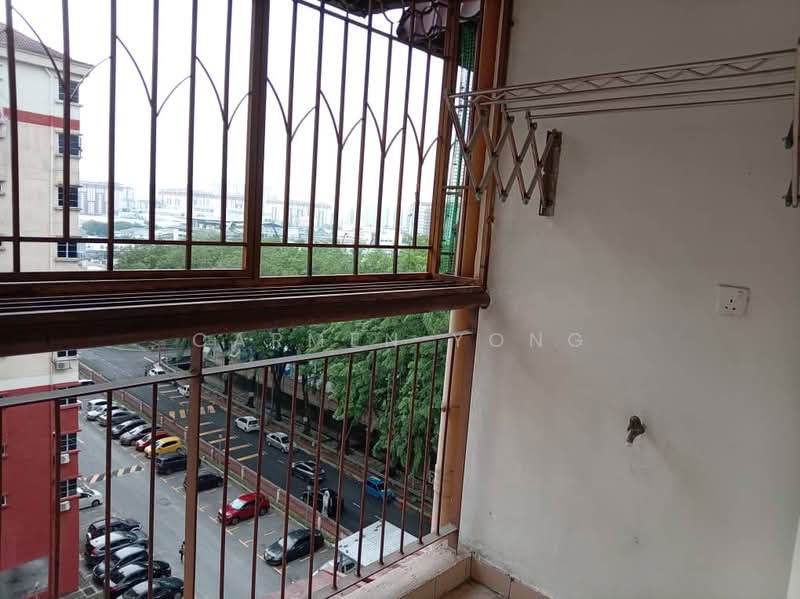 Flat for Sale at Pangsapuri SS8 Kelana Jaya - Carmen Yong - Balcony - PropertyGuru.com.my
