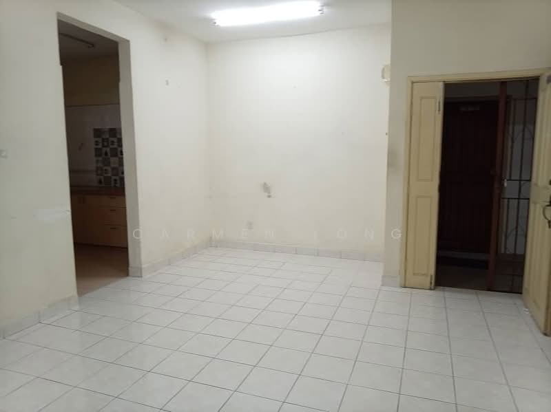 Flat for Sale at Pangsapuri SS8 Kelana Jaya - Carmen Yong - Interior - PropertyGuru.com.my