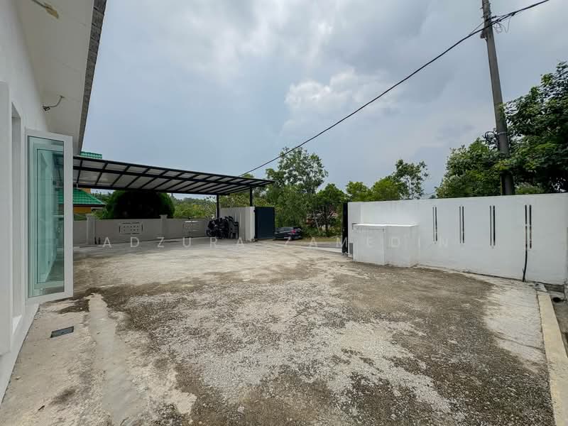 Bungalow for Sale in Sungai Merab (Dengkil) - Adzura Zamedin - Exterior - PropertyGuru.com.my