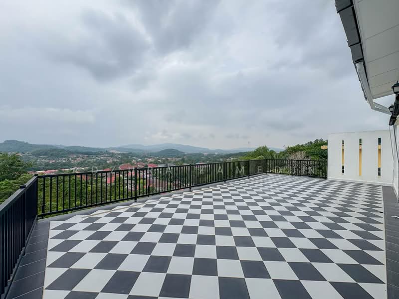 Bungalow for Sale in Sungai Merab (Dengkil) - Adzura Zamedin - Exterior - PropertyGuru.com.my