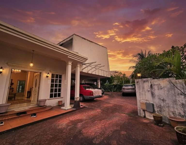 Rumah Banglo untuk Dijual di Seksyen 16 (Petaling Jaya) - Reena Sarif - PropertyGuru.com.my