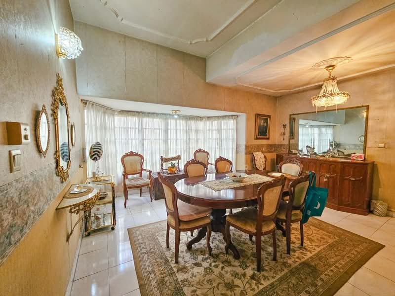 Rumah Banglo untuk Dijual di Seksyen 16 (Petaling Jaya) - Reena Sarif - PropertyGuru.com.my