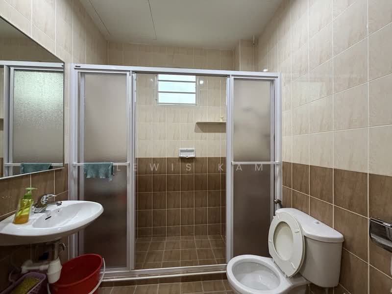Rumah Berkembar untuk Dijual di Tanjung Tokong (Penang) - Lewis Kam - Bathroom - PropertyGuru.com.my