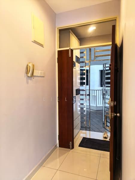 Kondominium untuk Disewa di Logan Ville - Lilly . - Entrance - PropertyGuru.com.my