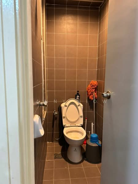 Kondominium untuk Dijual di Riana Green East - Yanny Siow - Bathroom - PropertyGuru.com.my