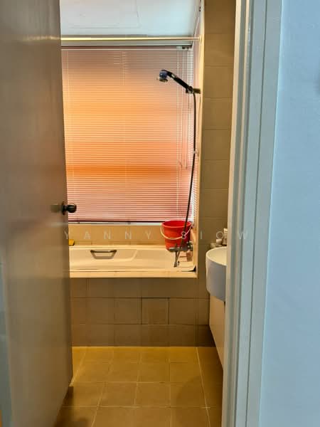 Kondominium untuk Dijual di Riana Green East - Yanny Siow - Bathroom - PropertyGuru.com.my