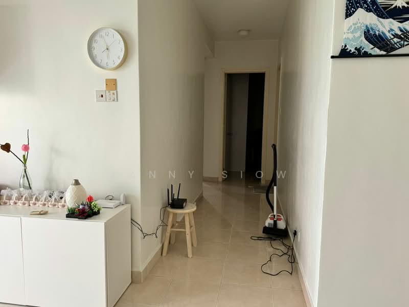 Kondominium untuk Dijual di Riana Green East - Yanny Siow - Corridor - PropertyGuru.com.my