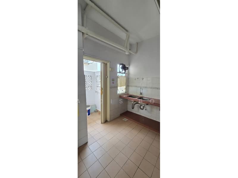 Kondominium untuk Dijual di Midah Ria Condominium - Addis Bo - Kitchen - PropertyGuru.com.my