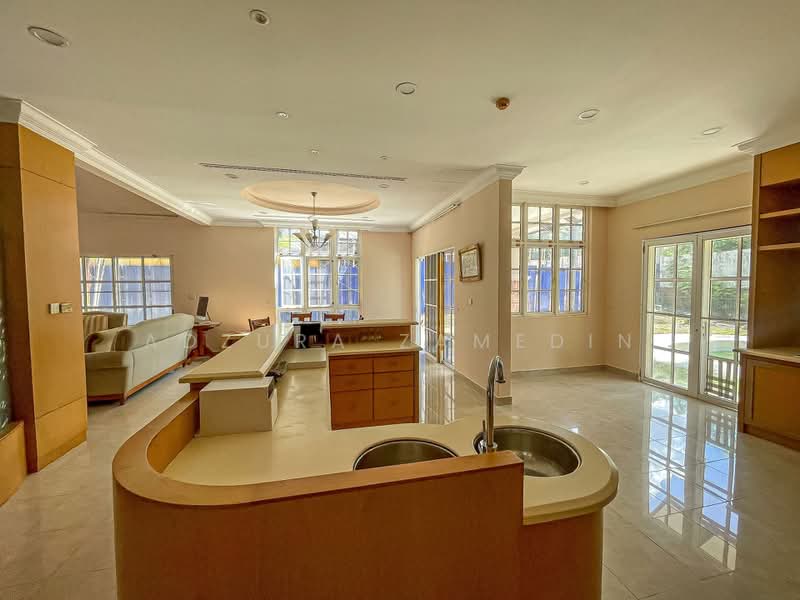 Bungalow for Sale in Perdana Lakeview East (Cyberjaya) - Adzura Zamedin - Interior - PropertyGuru.com.my
