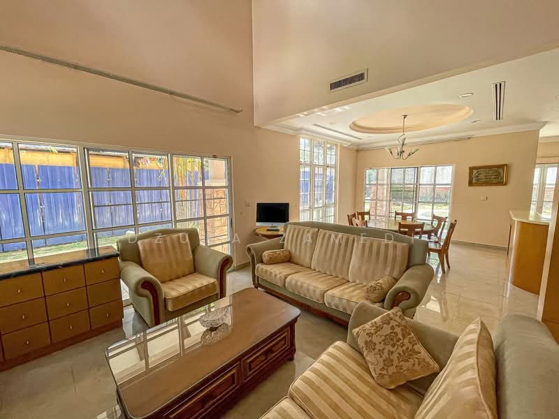 Bungalow for Sale in Perdana Lakeview East (Cyberjaya) - Adzura Zamedin - Living Room - PropertyGuru.com.my