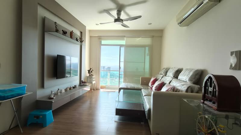 Condominium for Rent at The Oasis - Hong . - Living Room - PropertyGuru.com.my
