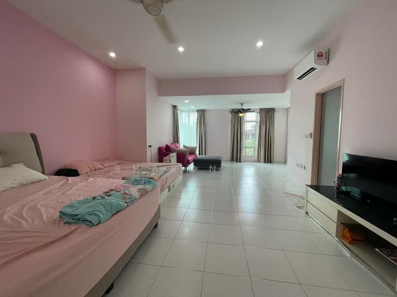 Rumah Teres 2 Tingkat untuk Dijual di Taman Setia Indah (Tebrau) - Sharon Ng - Bedroom - PropertyGuru.com.my
