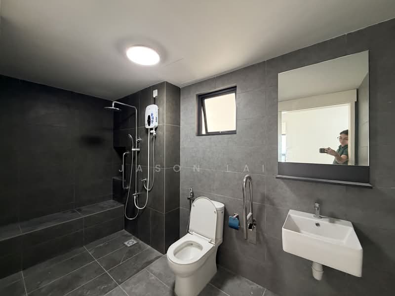 Kondominium untuk Disewa di D'Terra Residences - Jason Lai - Bathroom - PropertyGuru.com.my