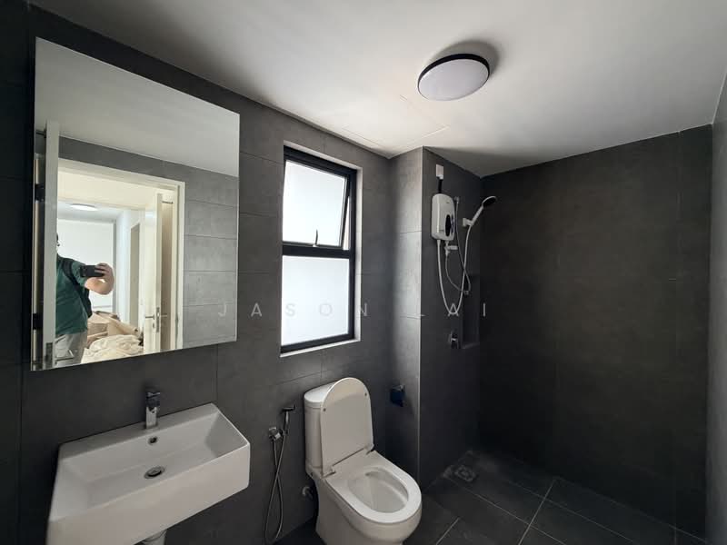 Kondominium untuk Disewa di D'Terra Residences - Jason Lai - Bathroom - PropertyGuru.com.my