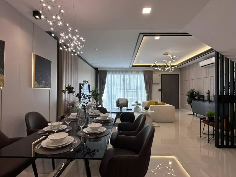 Rumah Teres 3 Tingkat untuk Dijual di Setia Alam (Selangor) - Thony Tan - Living Room - PropertyGuru.com.my