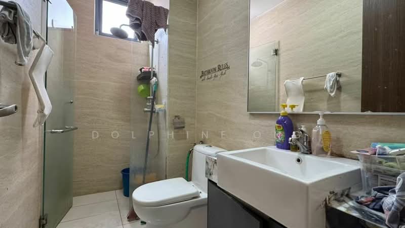 Servis Apartment untuk Dijual di Crescent Bay Suites (Teluk Bayu) - Dolphine Ong - Bathroom - PropertyGuru.com.my