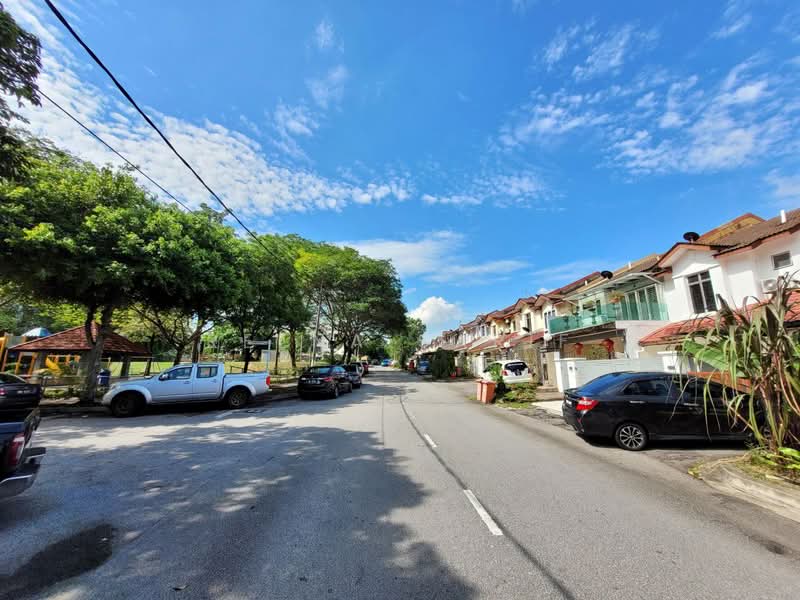 Rumah Teres 2 Tingkat untuk Dijual di Saujana Damansara (Damansara Damai) - Reena Sarif - Exterior - PropertyGuru.com.my