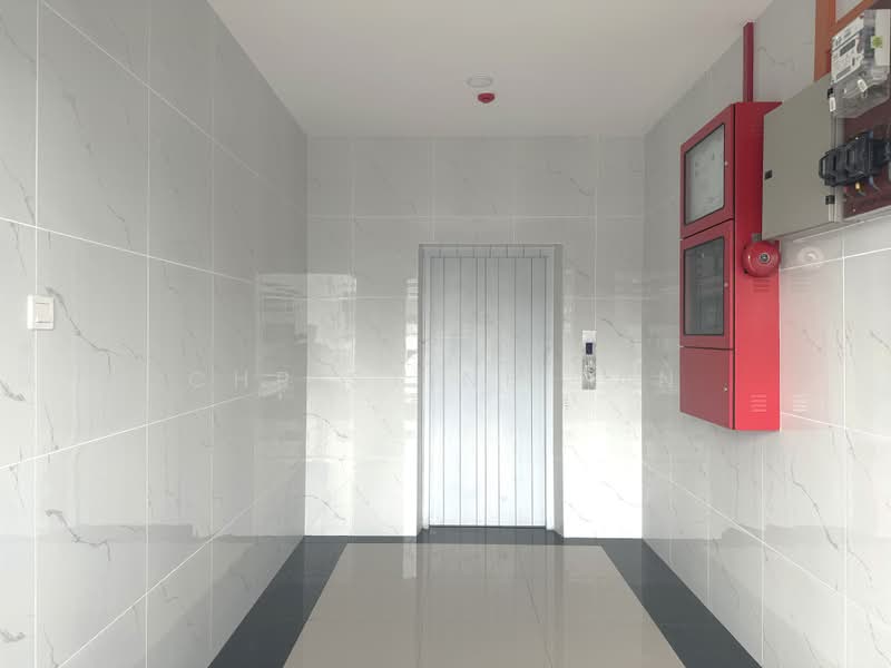 Shop / Office for Rent in Petaling Jaya (Selangor) - Christine Tan - Corridor - PropertyGuru.com.my