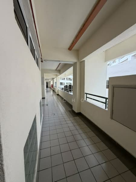 Retail Office for Sale in Kelana Jaya (Petaling Jaya) - Gap Chong - Corridor - PropertyGuru.com.my