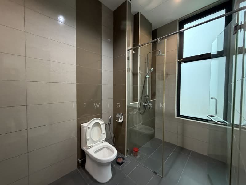 Rumah Banglo untuk Dijual di Pulau Tikus (Penang) - Lewis Kam - Bathroom - PropertyGuru.com.my