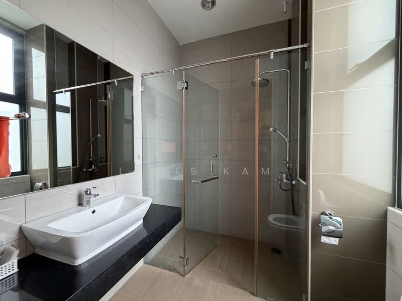 Rumah Banglo untuk Dijual di Pulau Tikus (Penang) - Lewis Kam - Bathroom - PropertyGuru.com.my