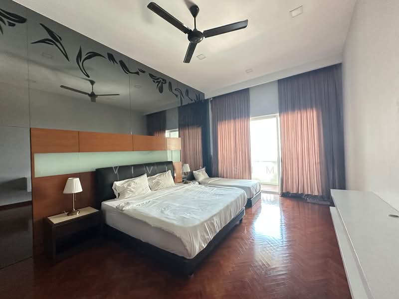 Service Residence for Sale at Straits Quay (The Suites at Waterside) - Vivian Sim - Bedroom - PropertyGuru.com.my