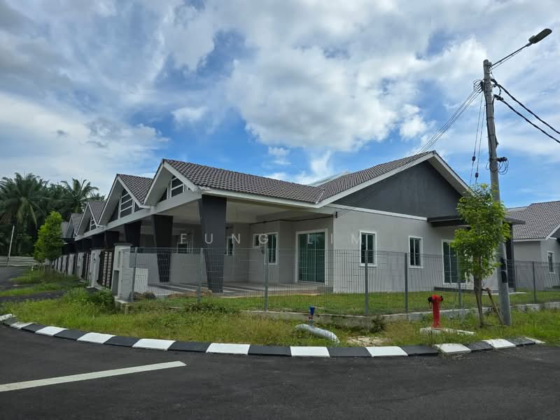 Semi-Detached House for Sale in Taiping (Perak) - Fung Lim - Exterior - PropertyGuru.com.my