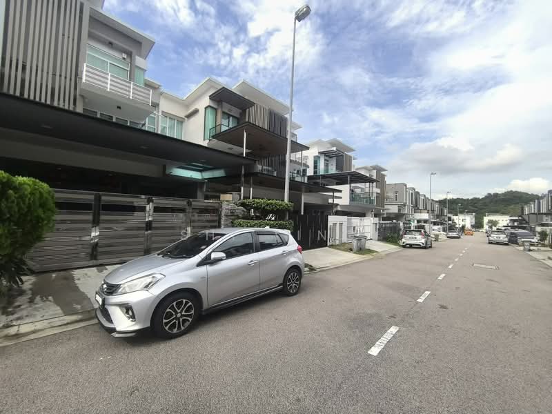 3-storey Terraced House for Sale in Nusa Sentral (Iskandar Puteri (Nusajaya)) - Shi Ting - PropertyGuru.com.my
