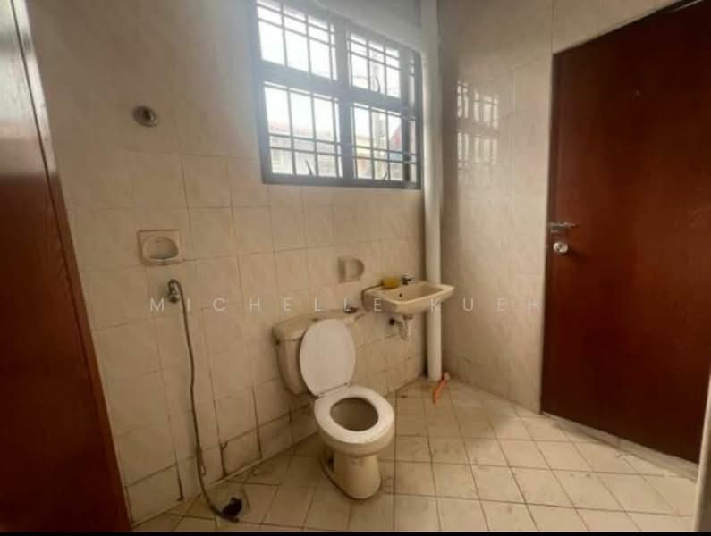 2-storey Terraced House for Rent in Taman Desa Cemerlang (Ulu Tiram) - Michelle Kueh - Bathroom - PropertyGuru.com.my