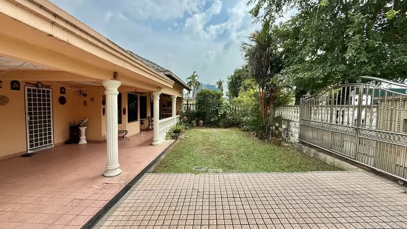 Rumah Berkembar untuk Dijual di Seksyen 4 (Petaling Jaya) - Reena Sarif - PropertyGuru.com.my