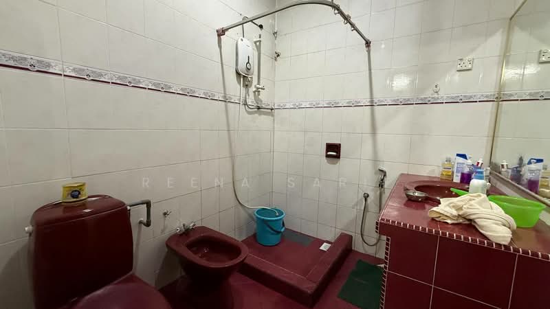 Rumah Berkembar untuk Dijual di Seksyen 4 (Petaling Jaya) - Reena Sarif - PropertyGuru.com.my