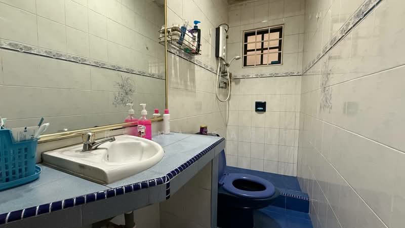 Rumah Berkembar untuk Dijual di Seksyen 4 (Petaling Jaya) - Reena Sarif - PropertyGuru.com.my