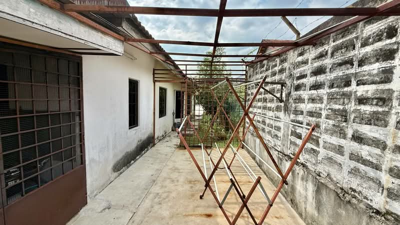 Rumah Berkembar untuk Dijual di Seksyen 4 (Petaling Jaya) - Reena Sarif - PropertyGuru.com.my