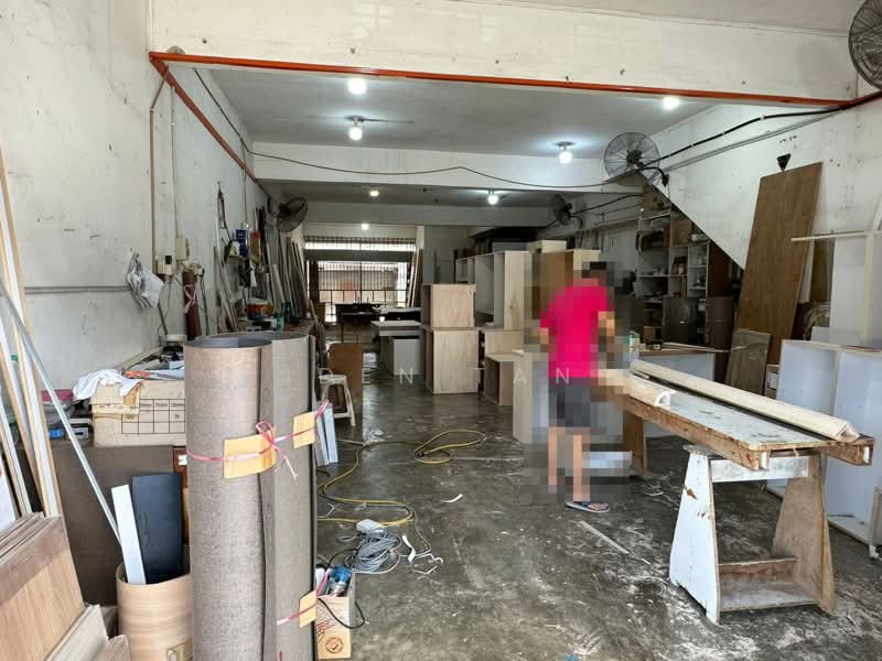 Shop / Office for Sale in Taman Johor Jaya (Johor Bahru) - Iden Tan - Interior - PropertyGuru.com.my