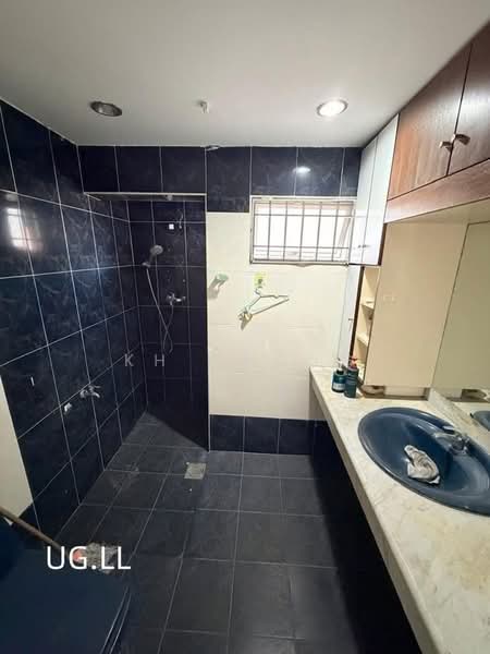 2.5-storey Terraced House for Sale in Bandar Bukit Tinggi (Klang) - KH Chong - Bathroom - PropertyGuru.com.my