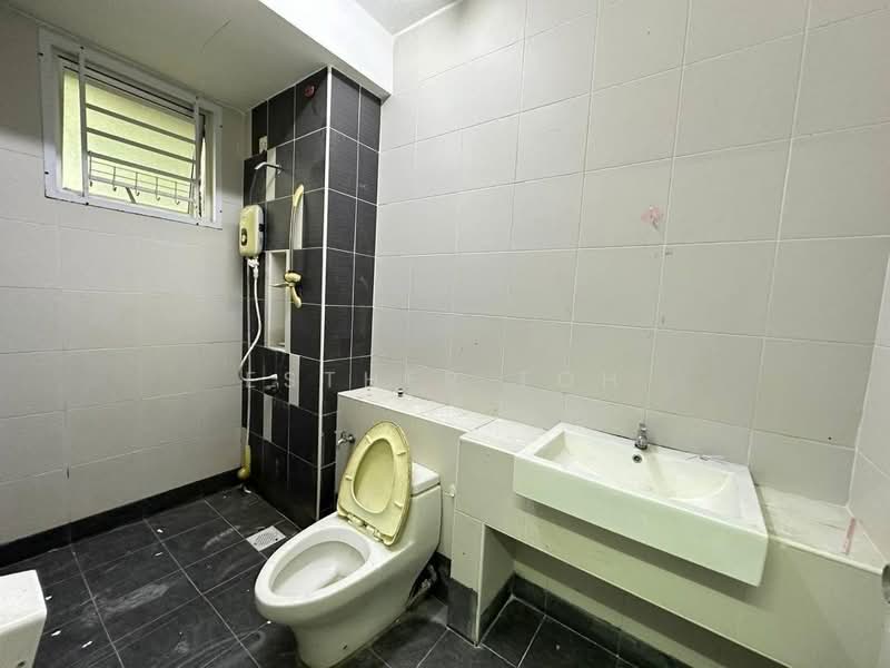 Apartment for Sale at Nusa Heights (Nusa Puncak) - Esther Toh - PropertyGuru.com.my