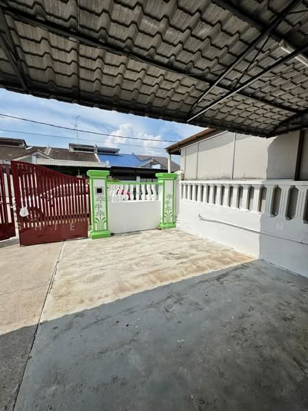 Rumah Teres 1 Tingkat untuk Dijual di Taman Puteri Wangsa (Ulu Tiram) - Shieh Long Chen - Exterior - PropertyGuru.com.my