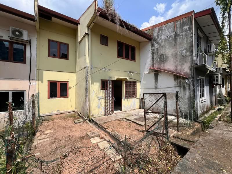 Rumah Teres 2 Tingkat untuk Dijual di Bangi (Selangor) - Zairul Asrah Zulkefli - Exterior - PropertyGuru.com.my