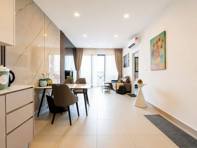 Servis Apartment untuk Dijual di SWNK Houze @ BBCC - Cogan Law - Living Room - PropertyGuru.com.my