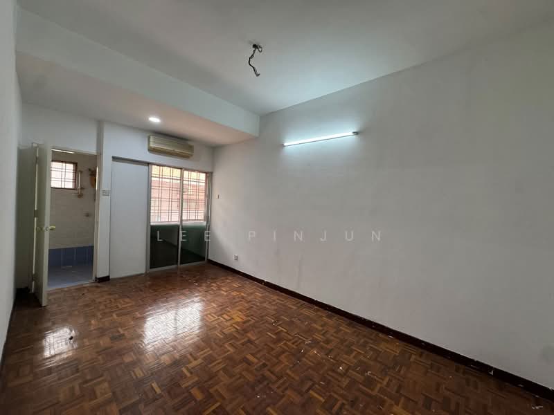 Rumah Teres untuk Dijual di BANDAR PUCHONG JAYA (Puchong) - Lee Pinjun - PropertyGuru.com.my