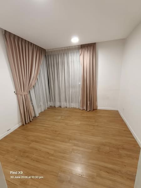 Condominium for Sale at Vivo Residential Suites - Daniel Teh - Interior - PropertyGuru.com.my
