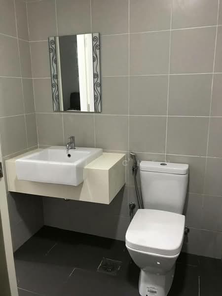 Service Residence for Rent at Meridin Suites @ The Meridin - Kelly Chen - Bathroom - PropertyGuru.com.my