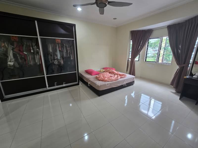 2-storey Terraced House for Sale in Taman Bayu Perdana (Klang) - Lee Keng Aun - Bedroom - PropertyGuru.com.my