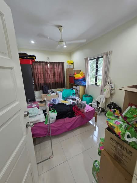 2-storey Terraced House for Sale in Taman Bayu Perdana (Klang) - Lee Keng Aun - Bedroom - PropertyGuru.com.my
