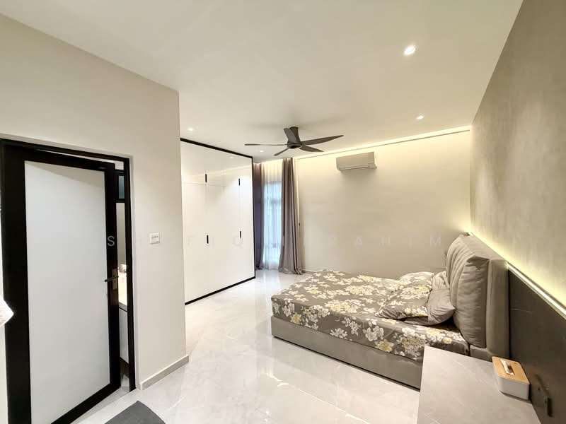 Bungalow for Sale in Kampung Melayu Ampang (Ampang) - Shafiq Ibrahim - PropertyGuru.com.my