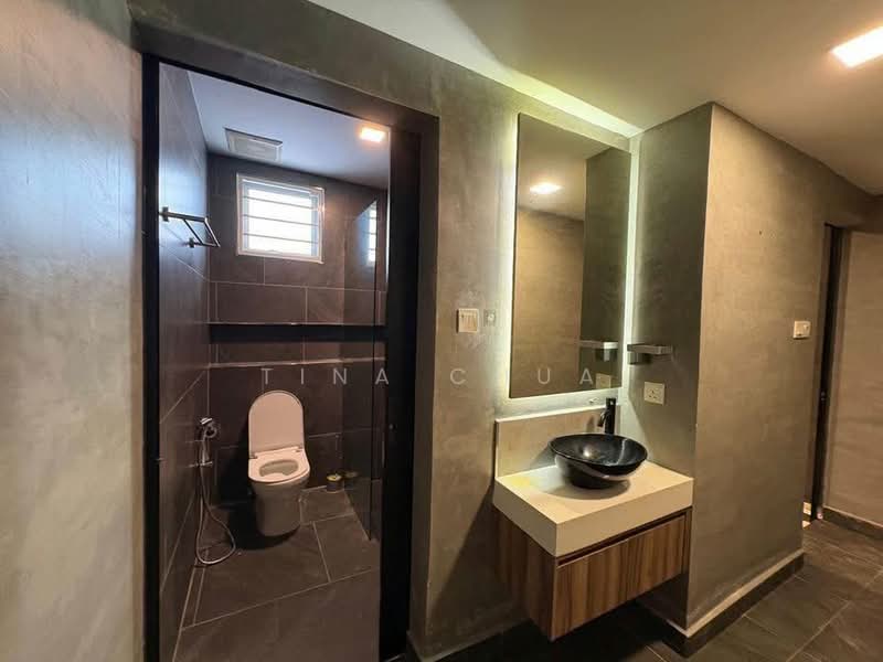 Banglo Komersial untuk Disewa di Bangsar Baru (Bangsar) - Tina Chua - Bathroom - PropertyGuru.com.my
