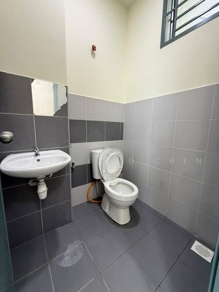 Rumah Teres 2-Tingkat untuk Dijual di Nusa Bayu (Iskandar Puteri (Nusajaya)) - Shieh Long Chen - Bathroom - PropertyGuru.com.my