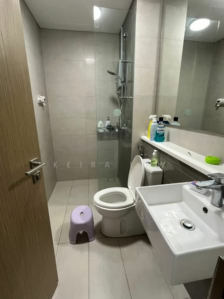 Servis Apartment untuk Disewa di Cantara Residences - Keira Low - Bathroom - PropertyGuru.com.my