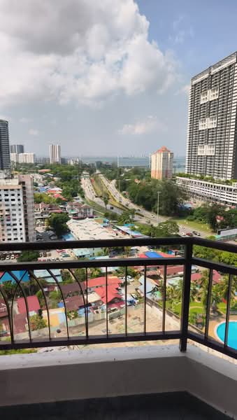 Condominium for Rent at E-Park Condominium - Hong . - Balcony - PropertyGuru.com.my